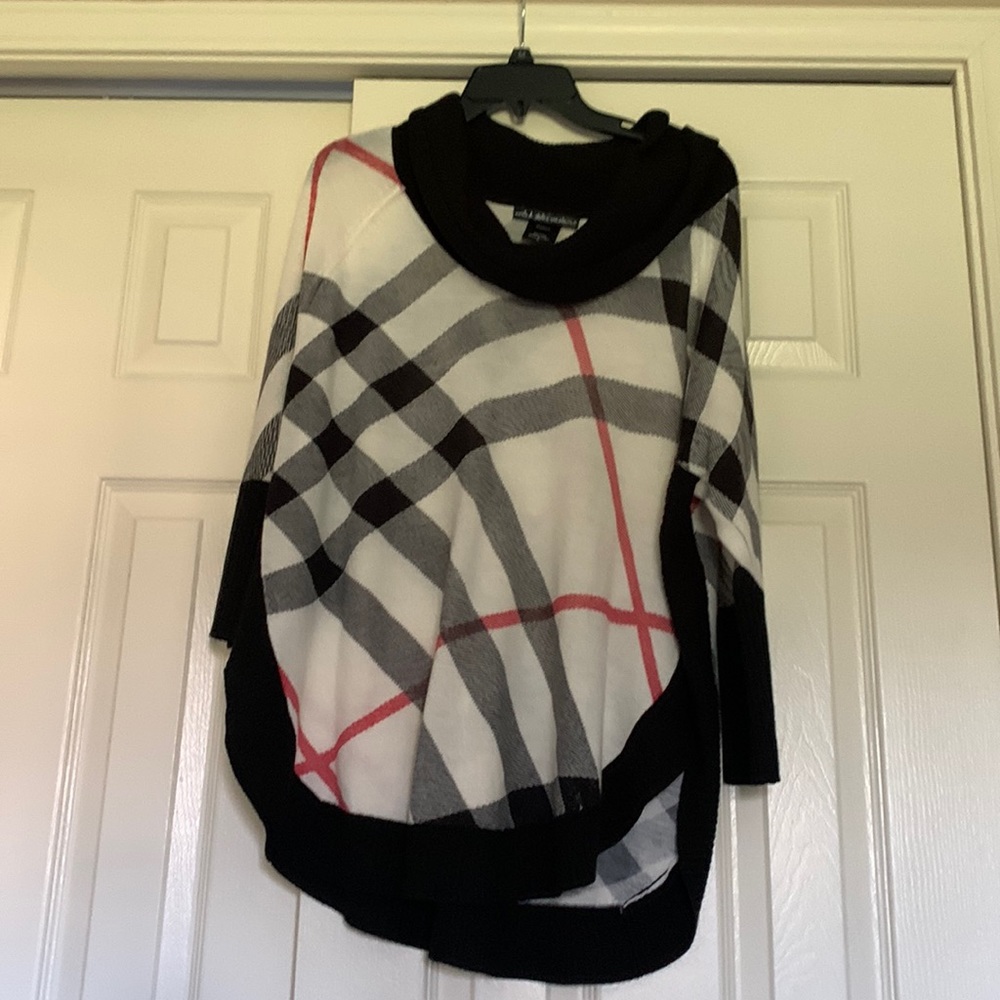 United States Sweaters Poncho Size Small